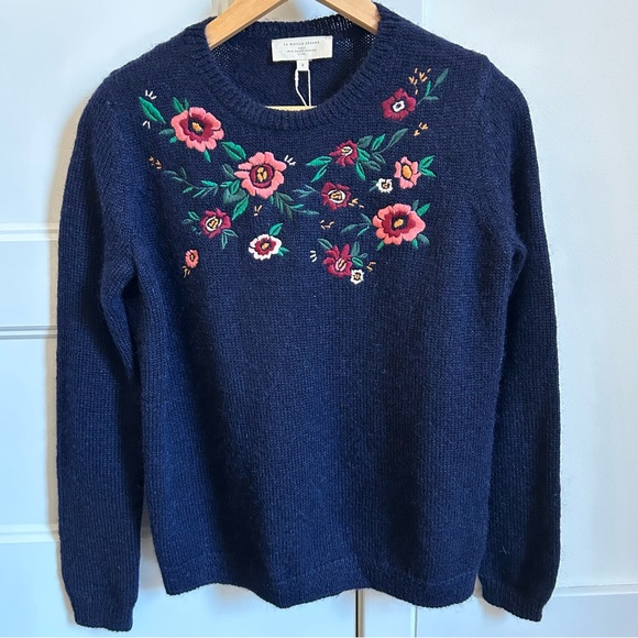 Sézane Floral Embroidered Pam Sweater - Picture 4 of 8